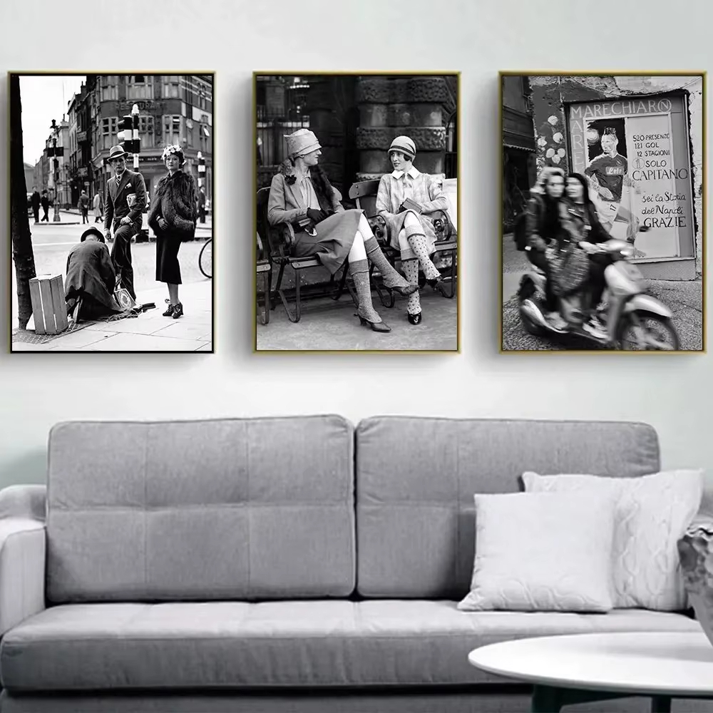 Street Fashion Photography - Stampa fotografica vintage in bianco e