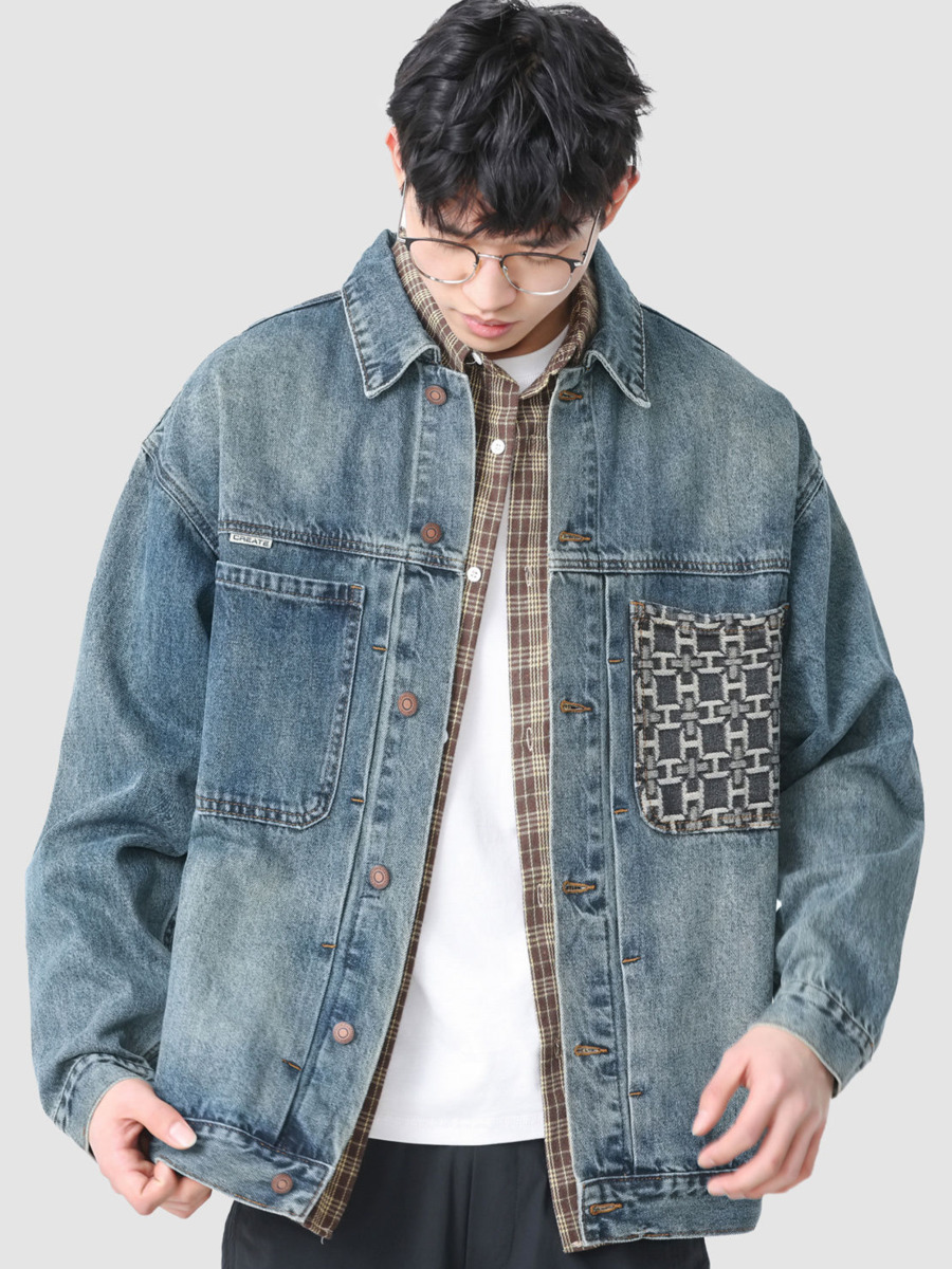 Street Fashion Hong Kong - Giacca di jeans con tasca ricamata