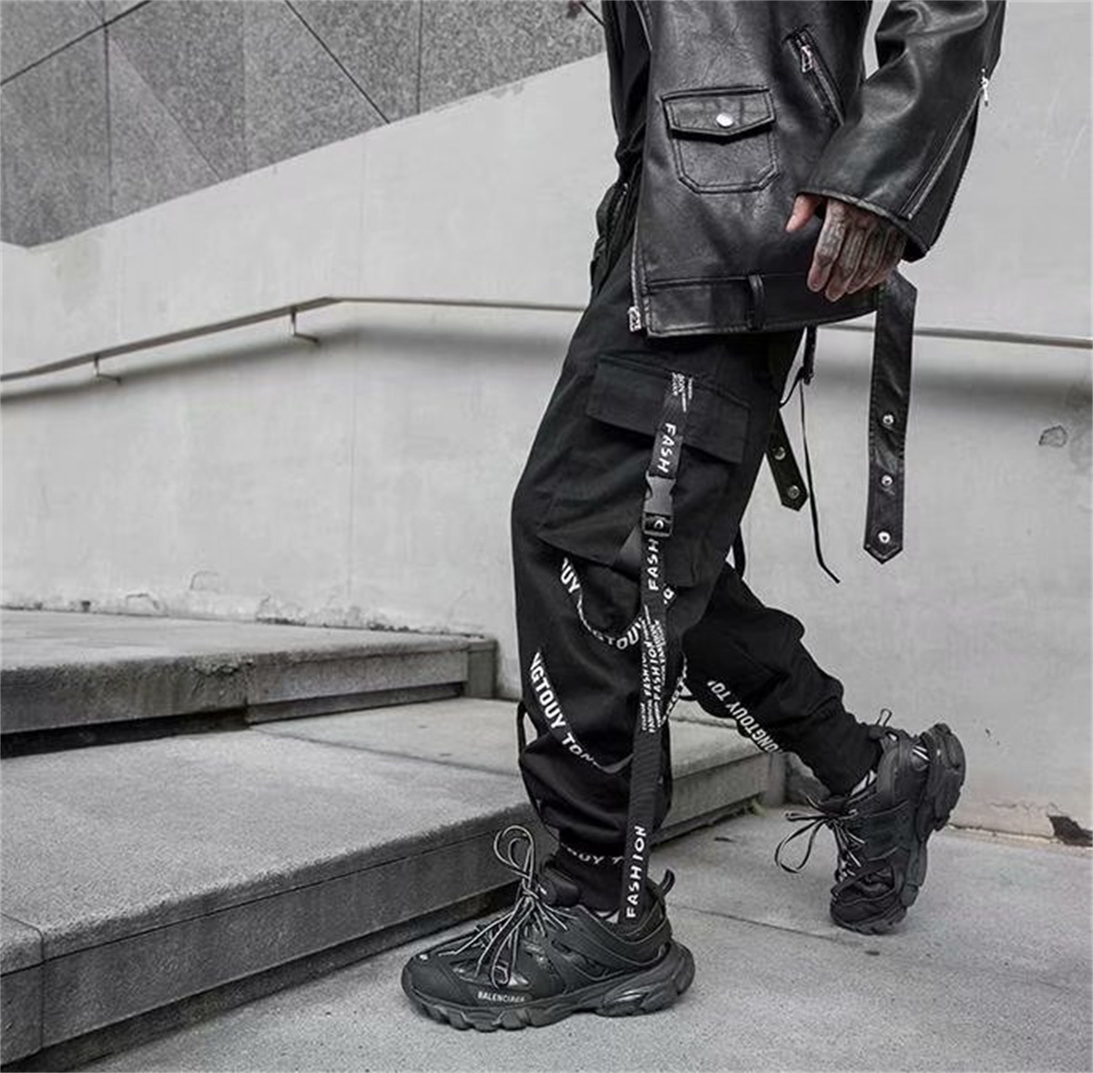 Street Fashion In Japanese - Nuovi Pantaloni Cargo alla Moda per