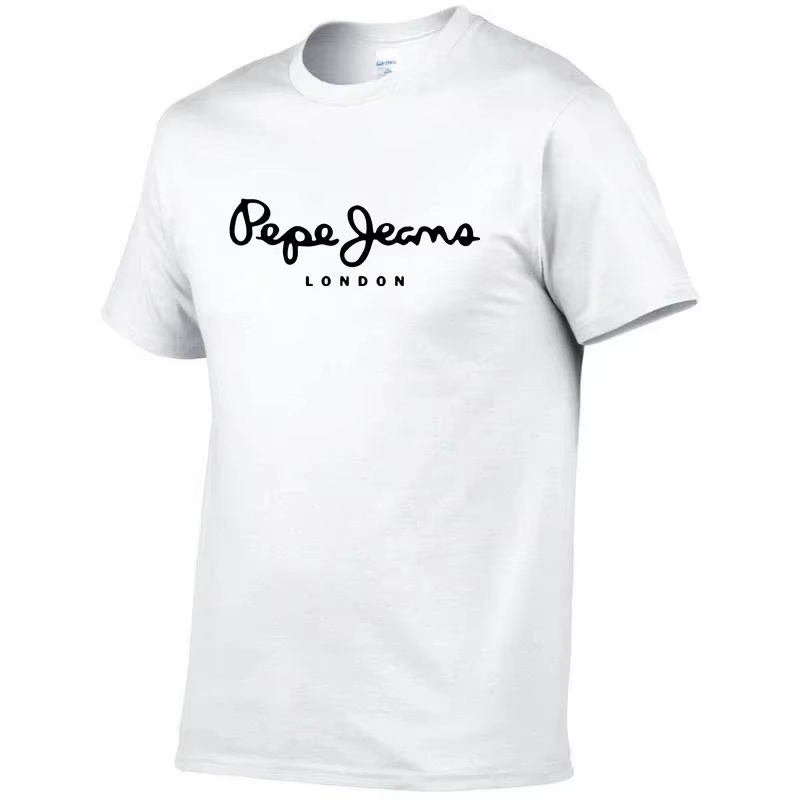 Street Fashion In London - Nuova T-shirt Pepe Jeans London con
