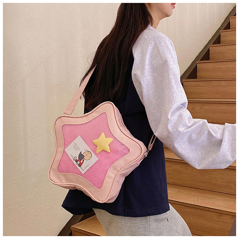 Street Fashion In Japanese - Borsa a tracolla minimalista in stile