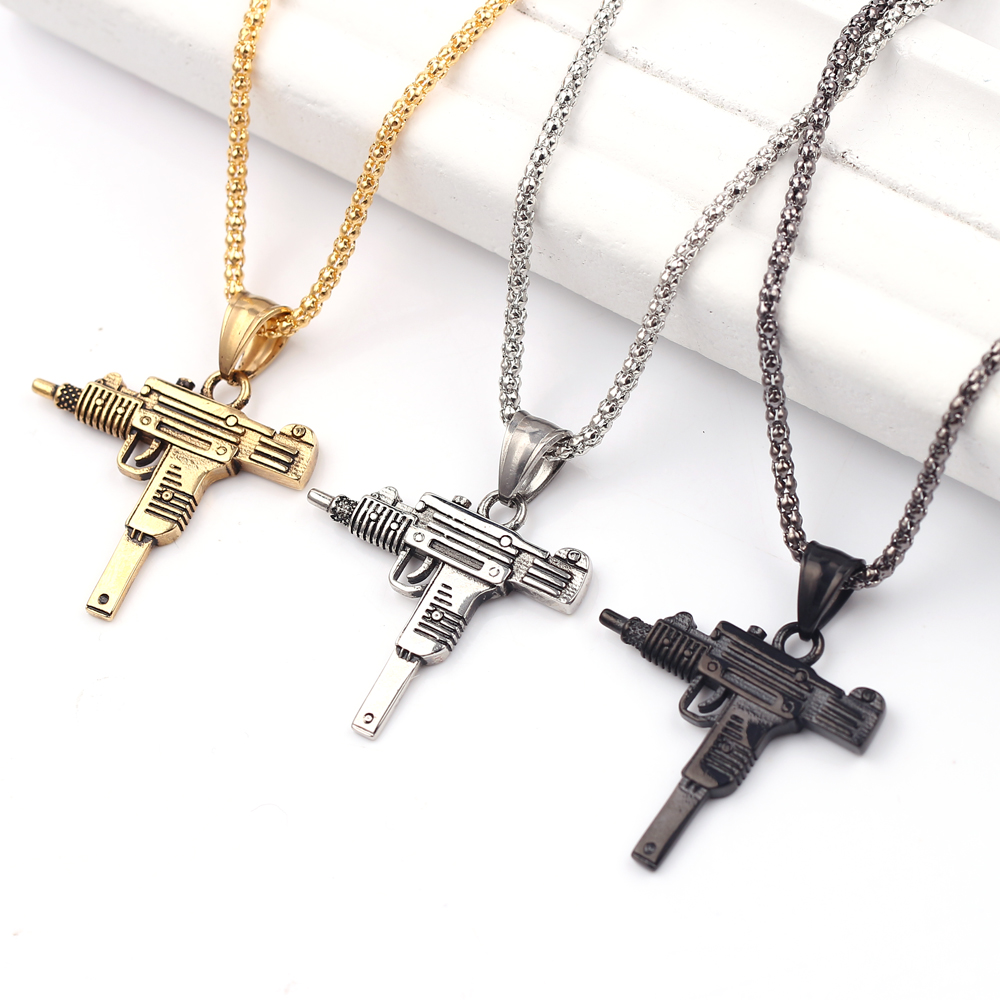 Collana con Ciondolo a Forma d - Street Fashion Jewelry recensione e prezzo