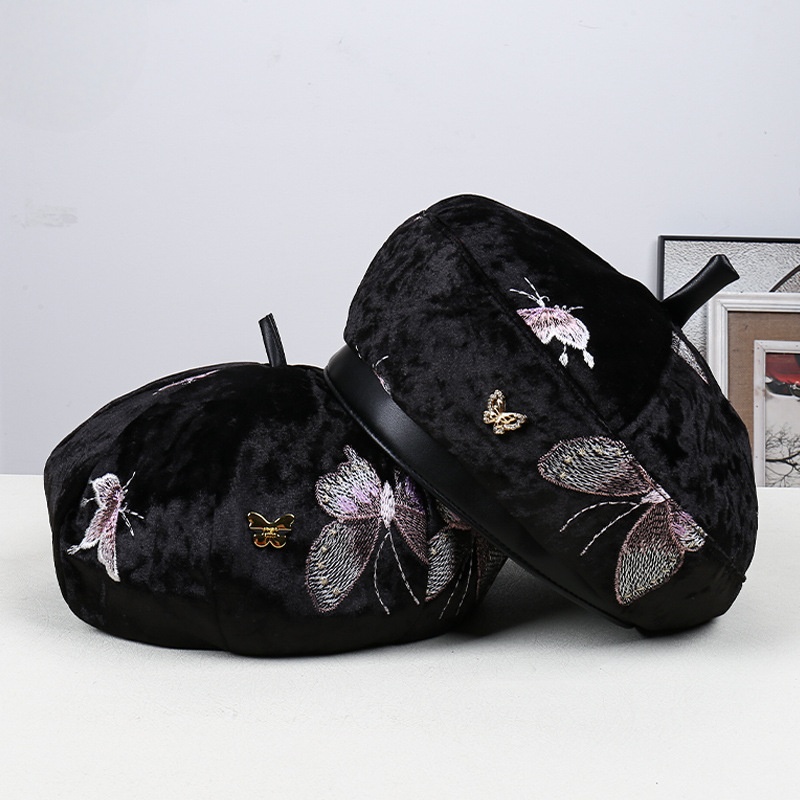 Ricamo a farfalla alla moda El - Street Fashion Pose recensione e prezzo