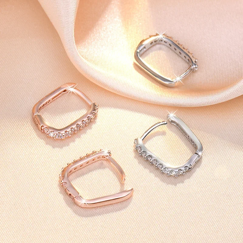 Orecchini a cerchio a cerchio  - Street Fashion Earrings recensione e prezzo