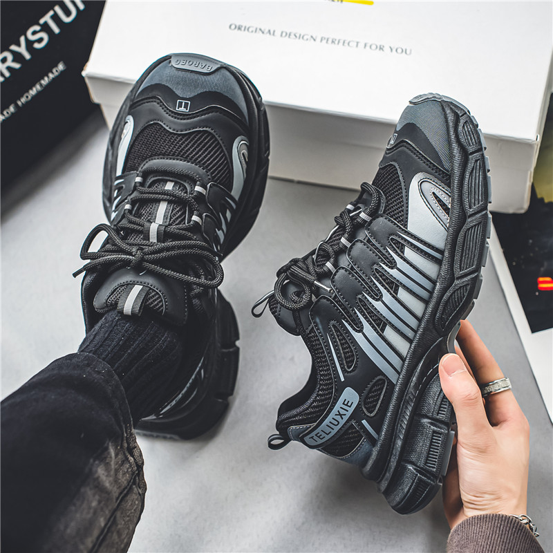 Sneakers di design in stile Ho - Street Fashion Hong Kong recensione e prezzo