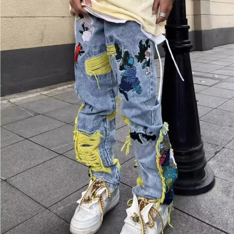 Jeans dilapidati con ricamo hi - Street Fashion In Japanese recensione e prezzo