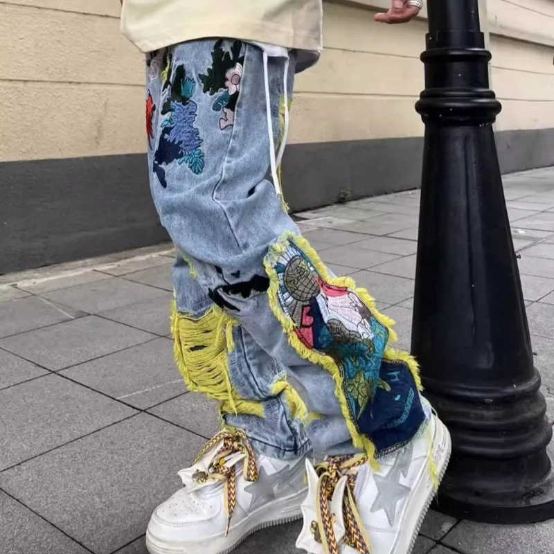 Jeans dilapidati con ricamo hi - Street Fashion In Japanese recensione e prezzo
