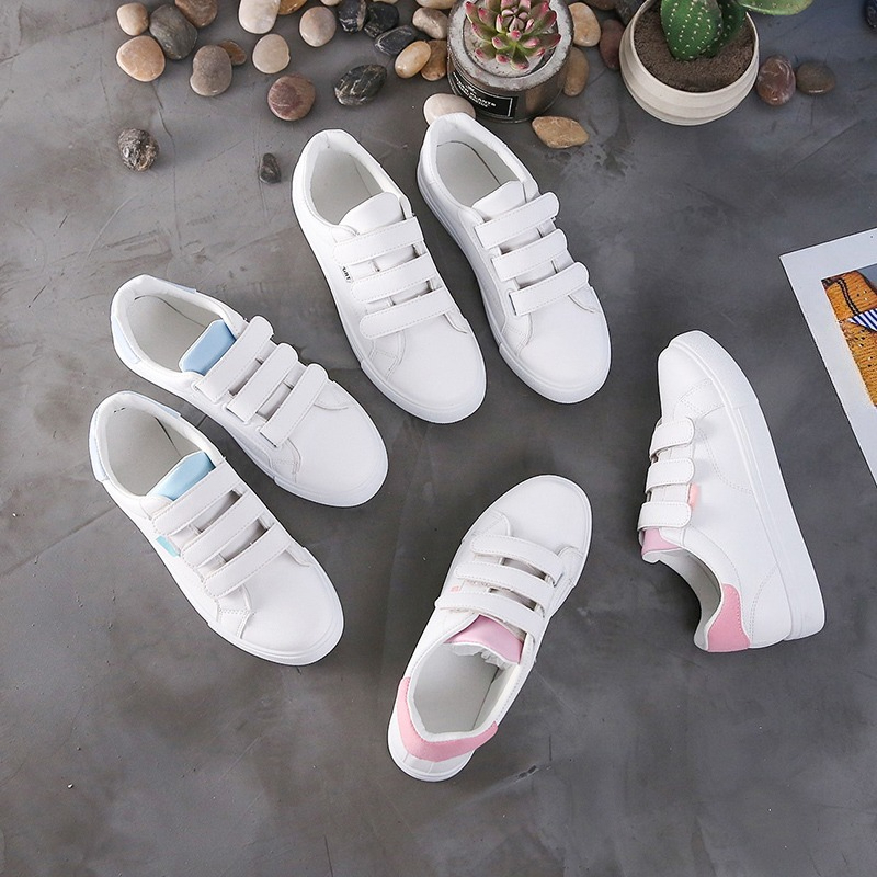 Nuove Scarpe Bianche da Donna  - Street Fashion Ladies recensione e prezzo