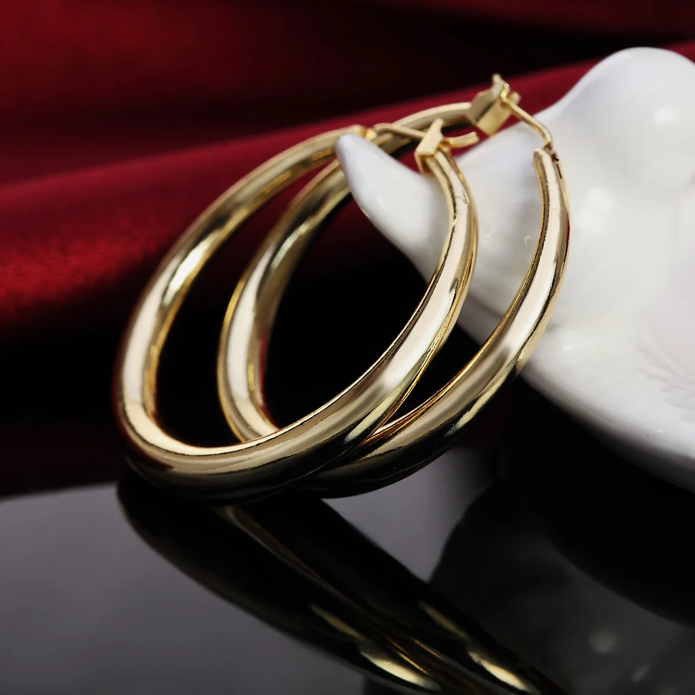 Orecchini Rotondi di Lusso in  - Street Fashion Earrings recensione e prezzo