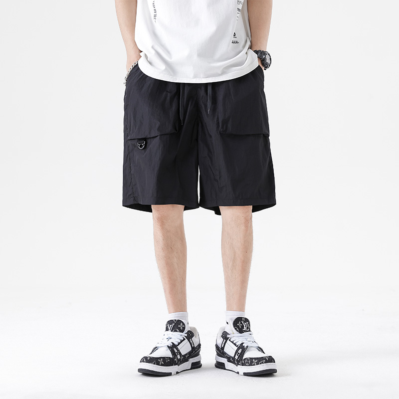Pantaloncini da uomo 2025 tend - Street Fashion Trends 2025 recensione e prezzo