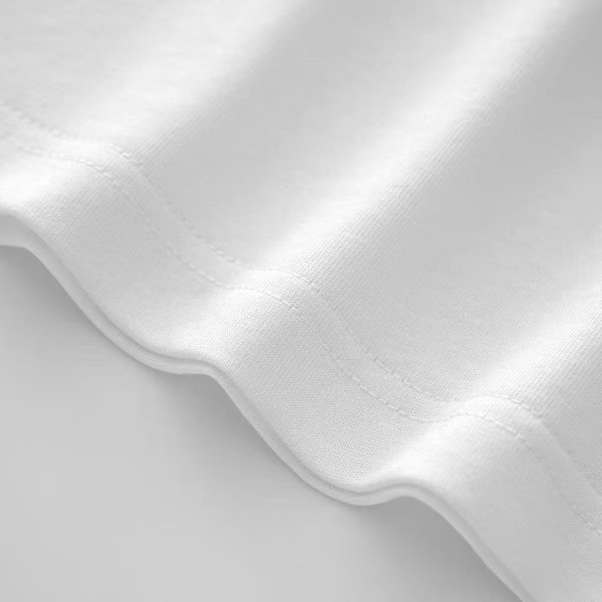 T-shirt stampata con citazione - Street Fashion Definition recensione e prezzo