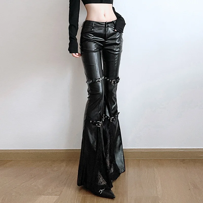 Pantaloni svasati in pelle PU  - Street Fashion Female recensione e prezzo