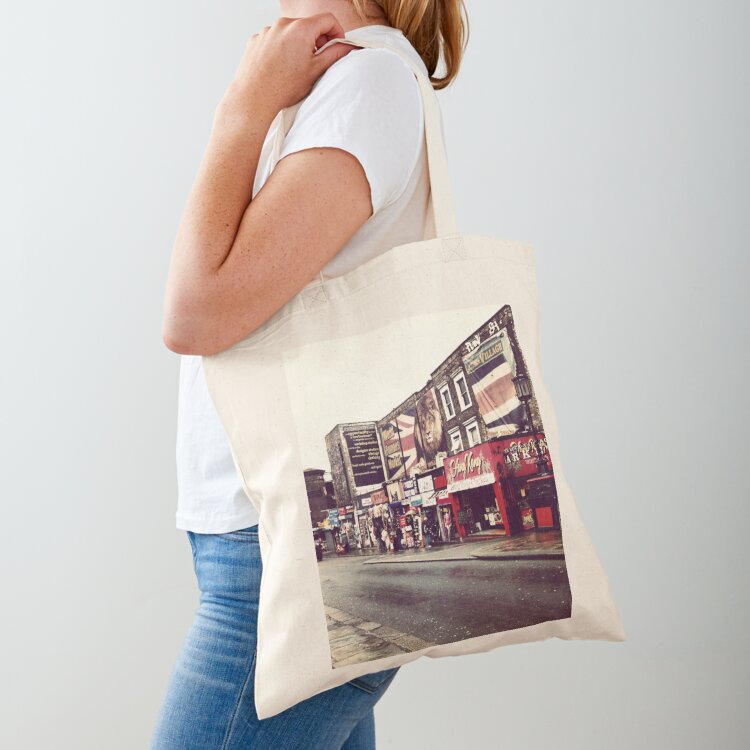 Mercato di Camden Town a Londr - Street Fashion In London recensione e prezzo